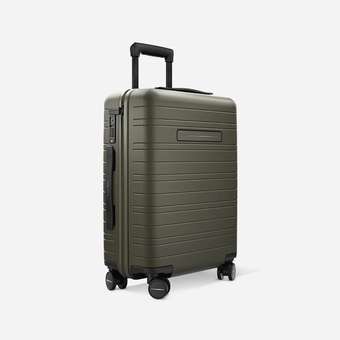 H5 Essential Matte dark olive